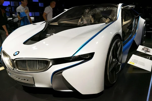 چشم‌اندازها و برنامه‌های آینده BMW و چالش‌های قرن 21